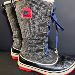 Sorel Black and Gray Winter Boots with Red Accents
